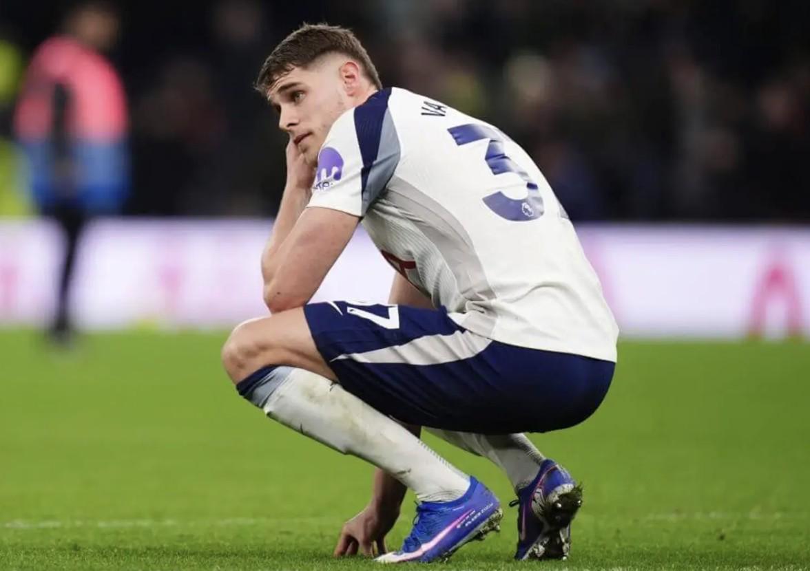 九游体育app-TA谈热刺：桑德兰、温布尔登、布莱克浦在相似境遇下降级了